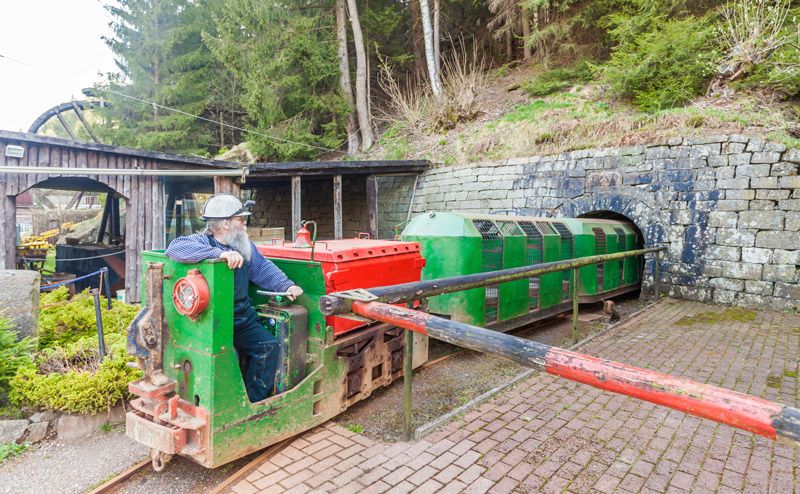 Bergbaumuseum "Lautenthals Glück" - Grubeneinfahrt Zug